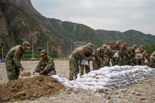 迈阿密国际2-0皇家盐湖城数据：迈阿密国际15射8正，控球率55%